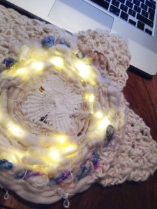 Woolwench - fairy lights Woolwench - fairy light circular weaving